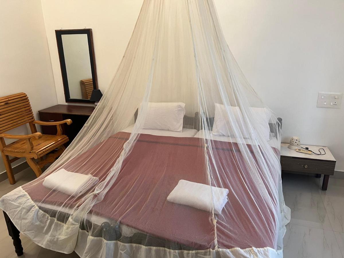 Kuppath Inn Kochi Buitenkant foto